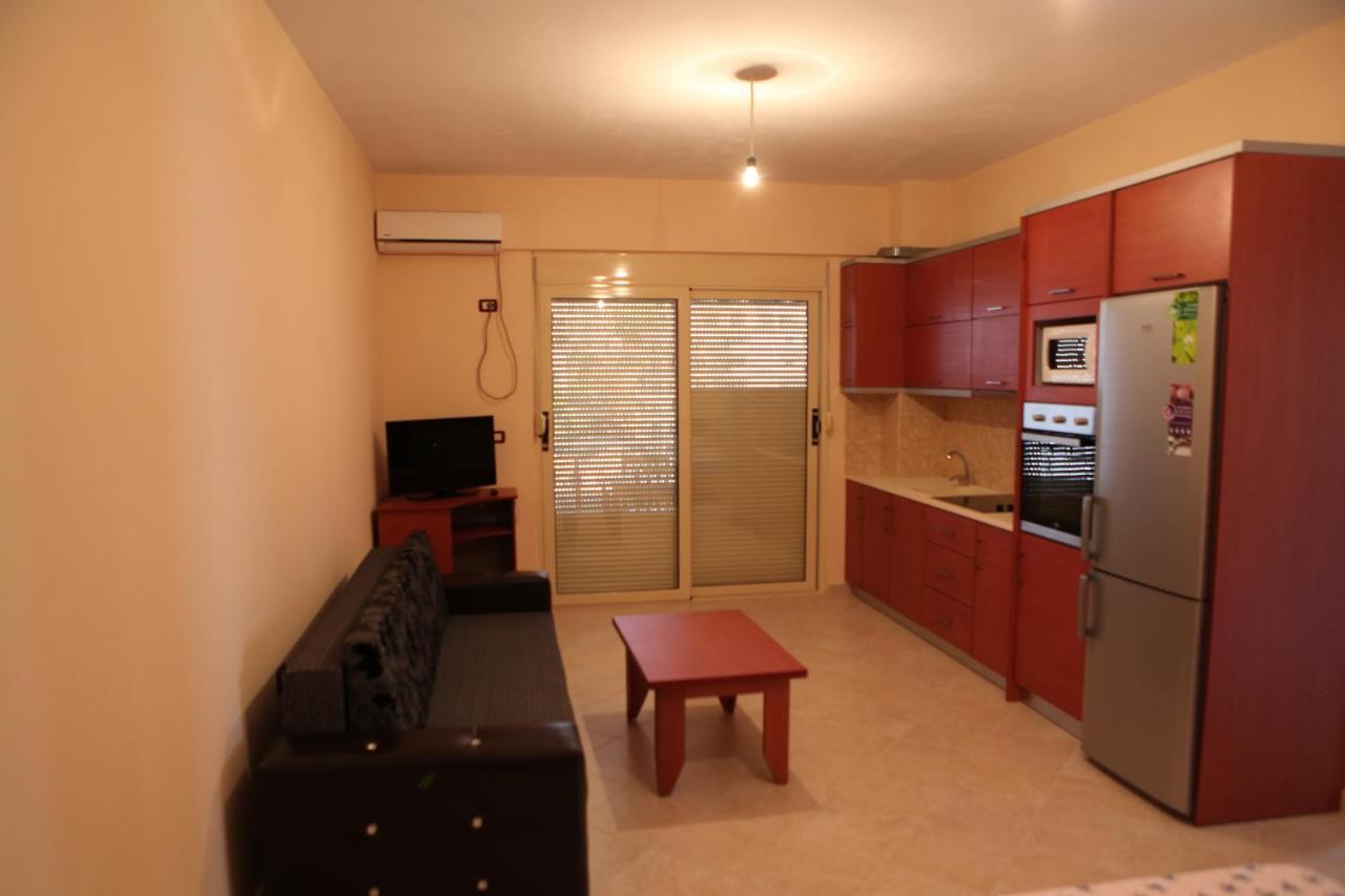 Bakija Apartments Sarandë Rum bild
